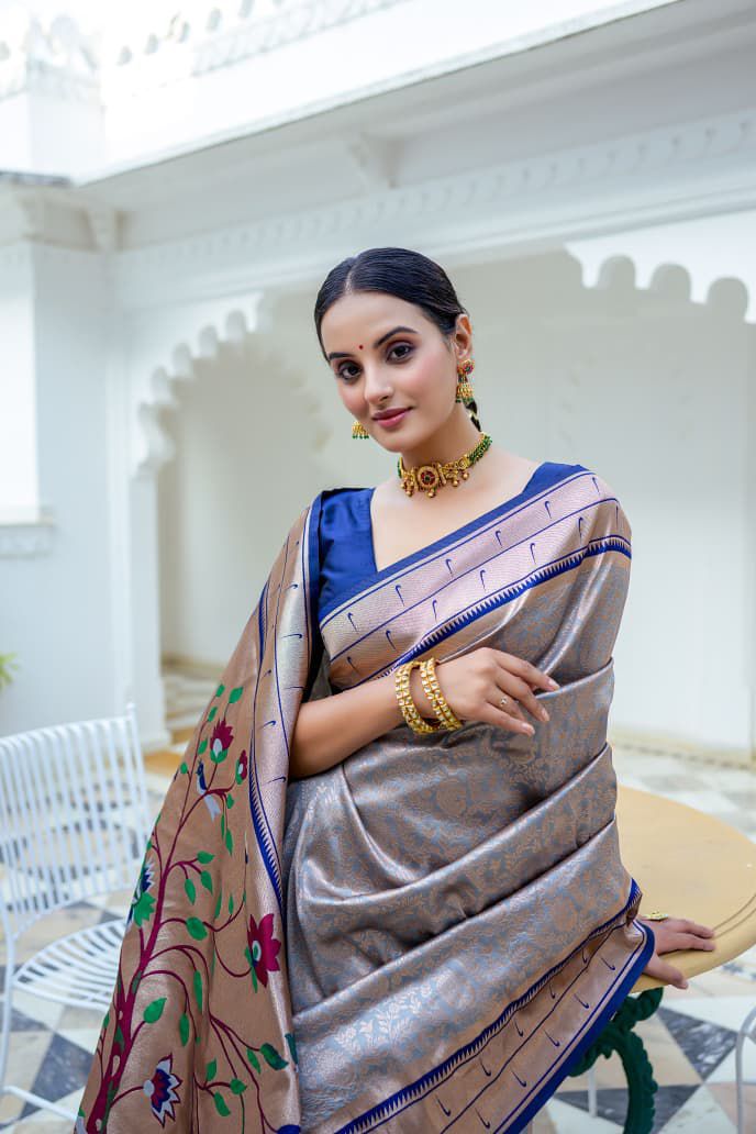 Premium Kanchipuram–Paithani Silk Saree With Rich Pallu & Contrast Border